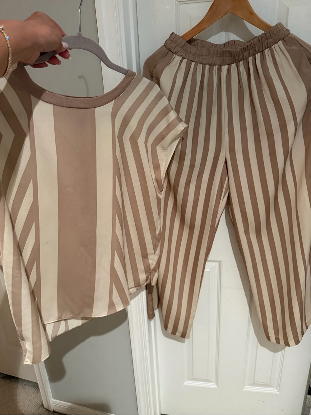Modern Works Striped Two-Piece Women’s Jumpsuit Set - Beige & Cream in small